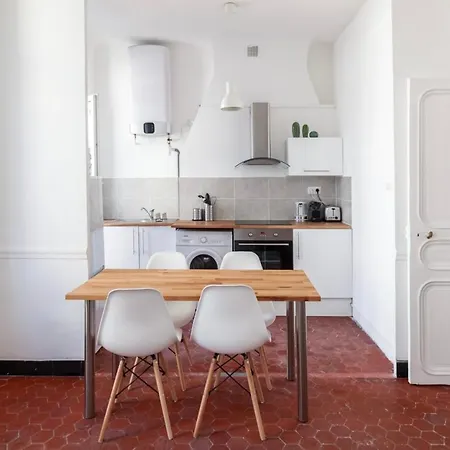 Apartamento Charmant T2 Proche Des Terrasses Du Port Marselha
